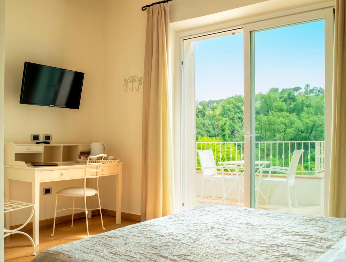 Hotel Giardino Suites&Spa Numana Ngoại thất bức ảnh