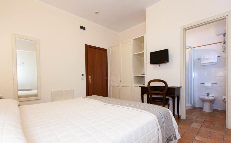 Hotel Giardino Suites&Spa Numana Ngoại thất bức ảnh