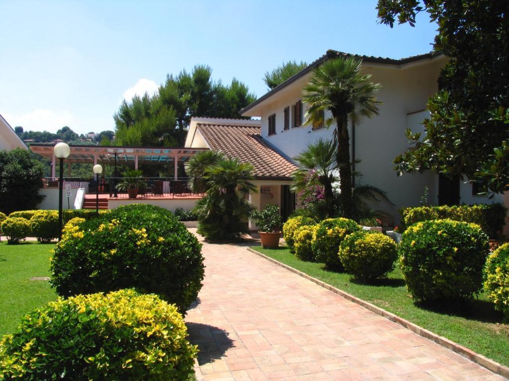 Hotel Giardino Suites&Spa Numana Ngoại thất bức ảnh